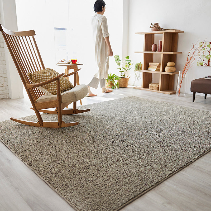 どんなお部屋にも合わせやすい洗える無地のラグ Sol - ソル