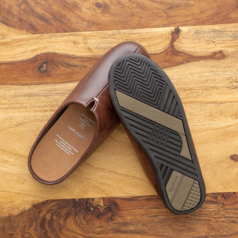 歩くを考えたスリッパ room&