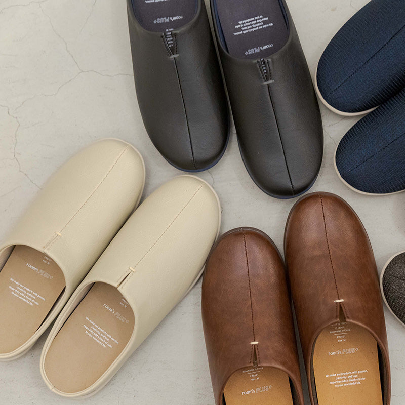 歩くを考えたスリッパ room&