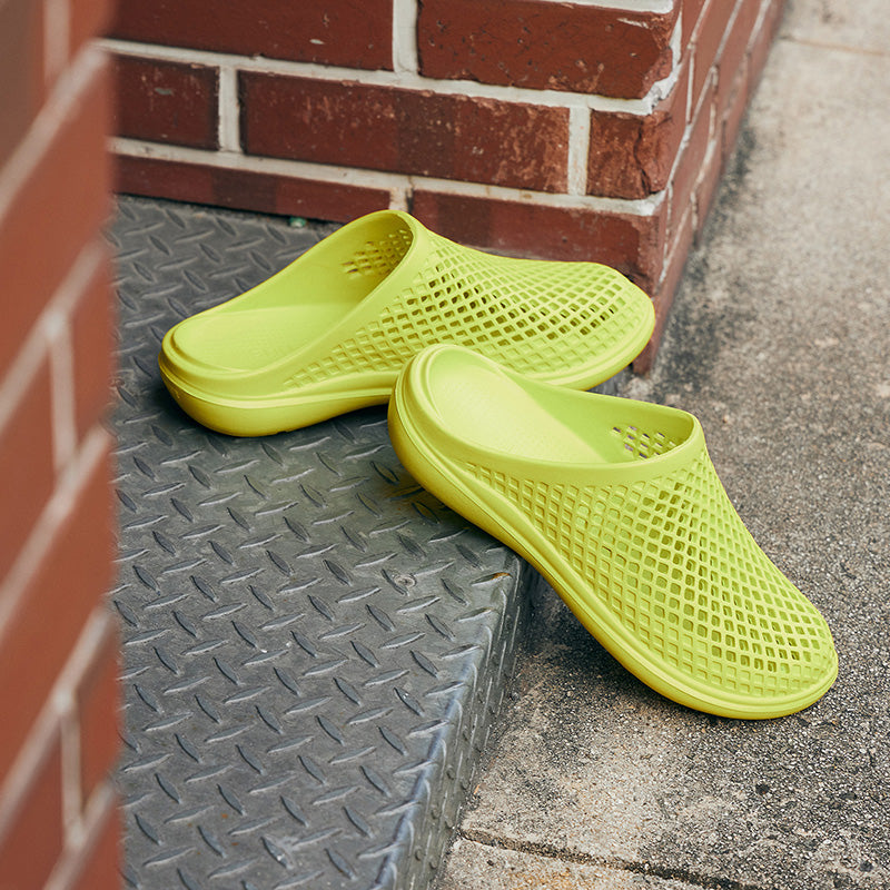 SQU-AIR 足への快適さを追求したベンチレーションサンダル