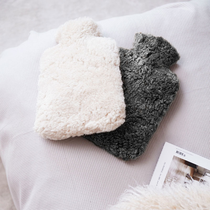 ニュージーランド産の羊毛を使用した湯たんぽ Hot Water Bottle Sheepskin ホットウォーターボトル シープスキン