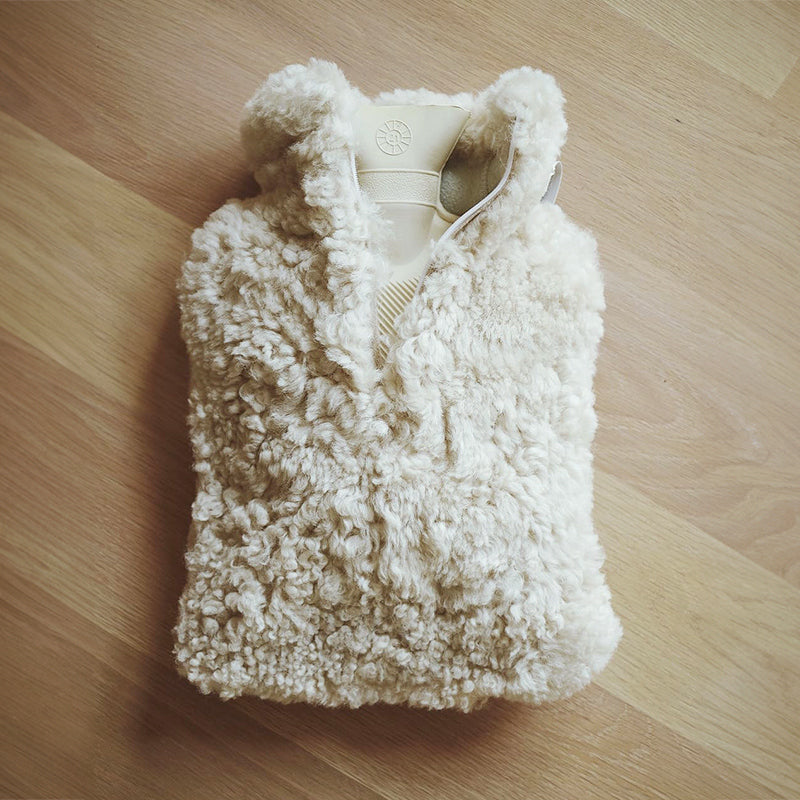 ニュージーランド産の羊毛を使用した湯たんぽ Hot Water Bottle Sheepskin ホットウォーターボトル シープスキン