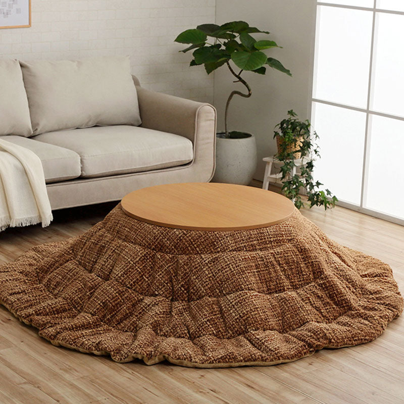 あたたかみのあるカラーを使用したこたつ掛け布団 ノート 円形