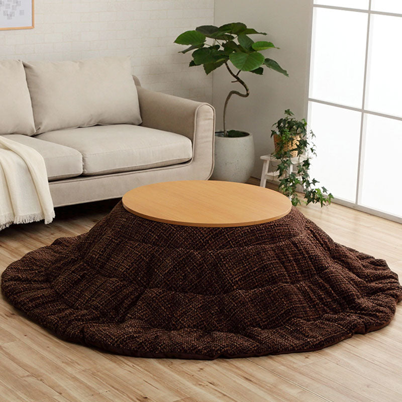 あたたかみのあるカラーを使用したこたつ掛け布団 ノート 円形