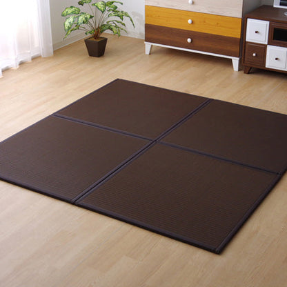水拭きできるのでペットのいるご家庭にぴったりな置き畳 スカッシュ 約82×82cm